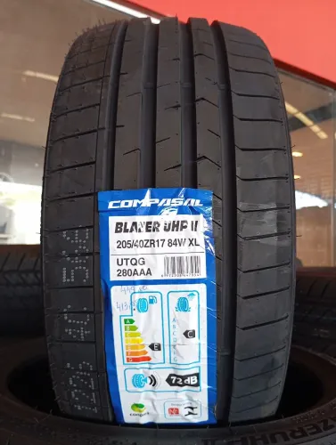 Pneu compasal 205/40R17 84w