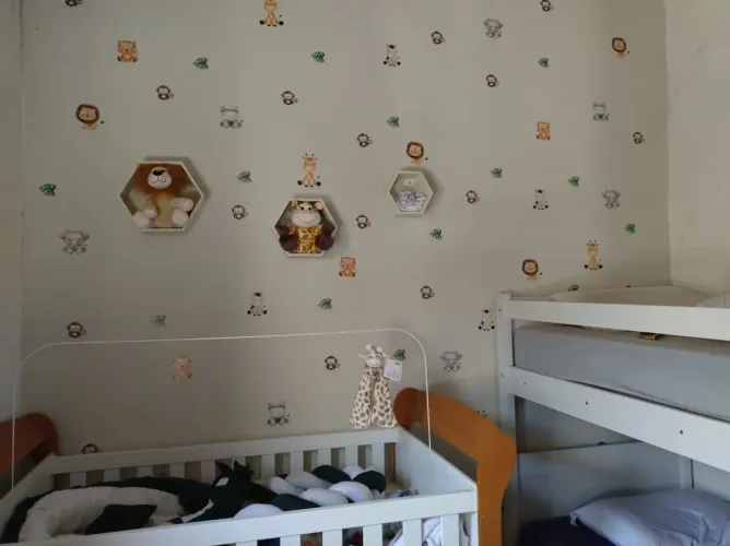 Berço que vira cama