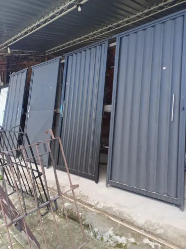 Os queridinhos reforçados e com tubo galvanizado 210/100 valor 1050 reais.