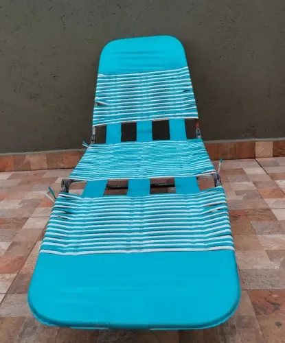Cadeira de Sol em Alumínio com Tela Azul