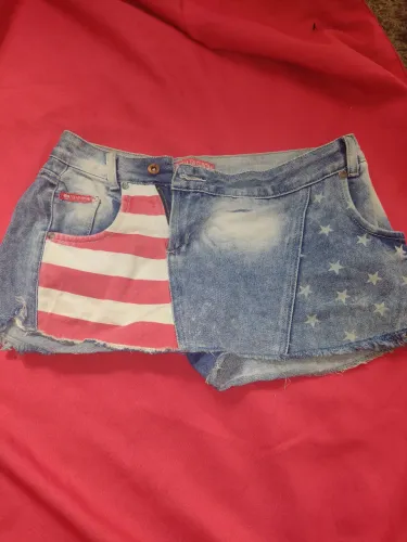 Short jeans feminina