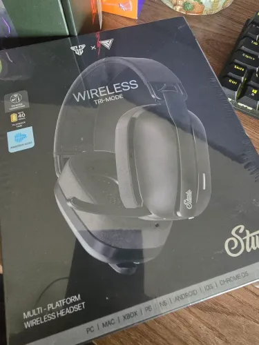 Headset Studio Wireless TRI Mode