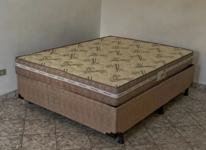 Cama casal box e colchão D33