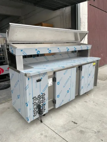 Condimentadora refrigerada inox com tampo 2m (Ester)