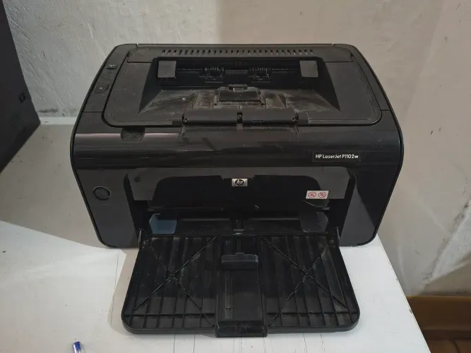 Impressora HP LaserJet P1102w
