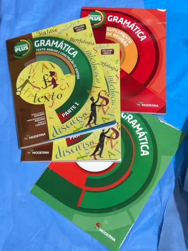 Gramáticas para o ensino médio 