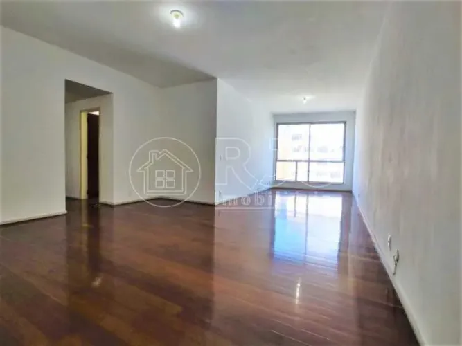 Imóvel para venda possui 124 metros quadrados com 3 quartos em Tijuca - Rio de Janeiro - R
