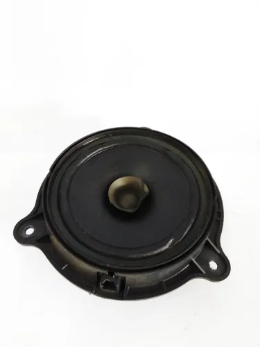 Alto Falante Tras Dir Nissan Versa 1.6 2012/2013 281567z800