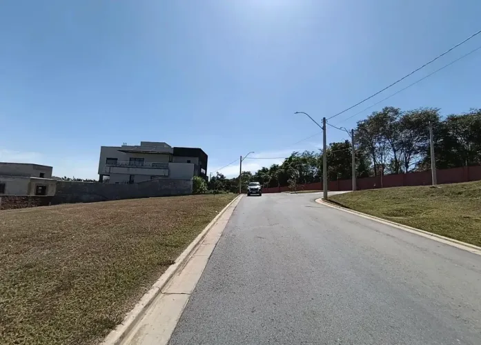 Vende-se Lote no Residencial Gênova - Senador Canedo/GO