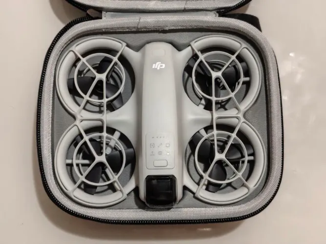 Drone DJI NEO + 2 Baterias + Case