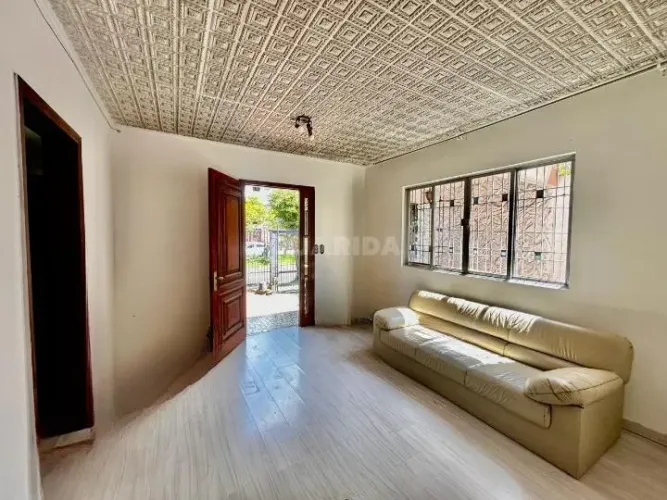 Casa Residencial/Sobrado para aluguel, 3 quartos, 2 vagas, Jardim Itu Sabará - Porto Alegr