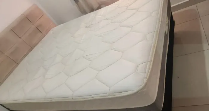 Colchão de Casal Plumatex