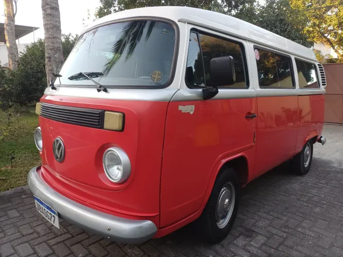 Volkswagen Kombi Standard/ Luxo/ Serie Prata 2001