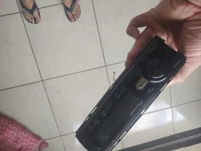 Toca Usb Pioneer modelo MVH 98ub 