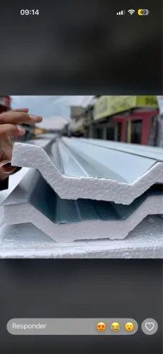 Telhas Sanduíches