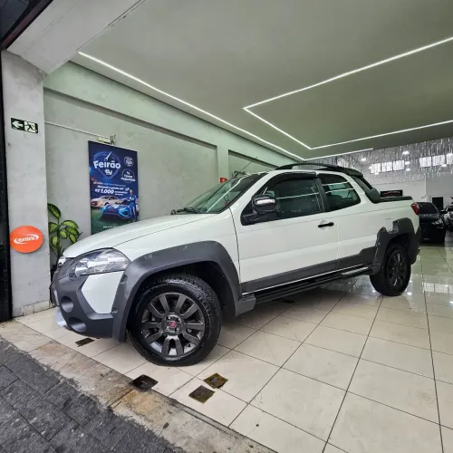 Fiat Strada Adventure1.8/ 1.8 Locker Flex CD 2014