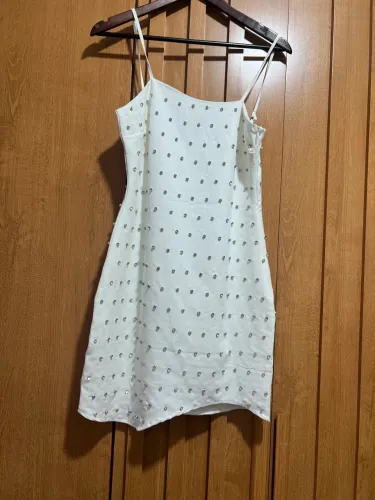Vestido Pedrarias