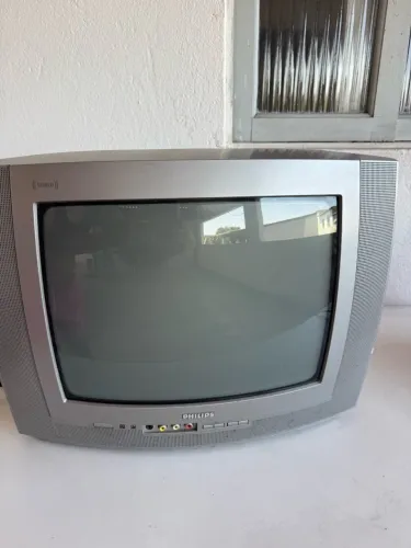 Televisão tubo