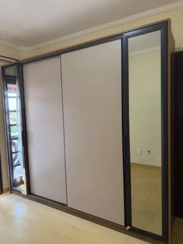 Guarda Roupa Casal
