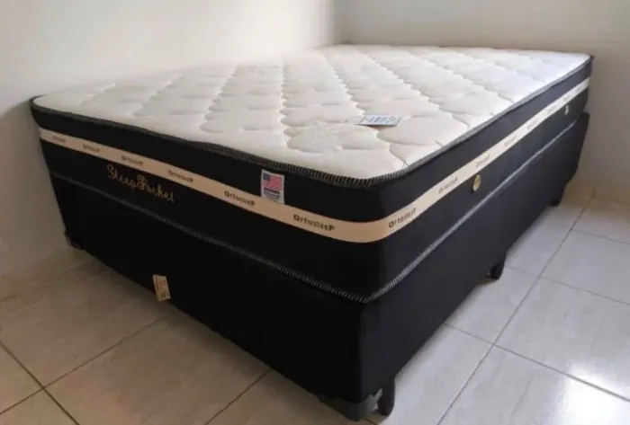 Cama King colchão e base
