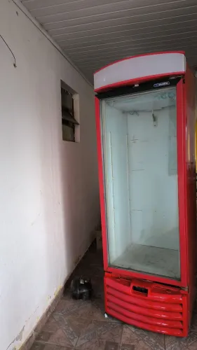 Freezer vertical expositor