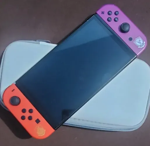 Nintendo Switch Oled 64gb com carregador