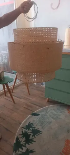 Lustre em palha