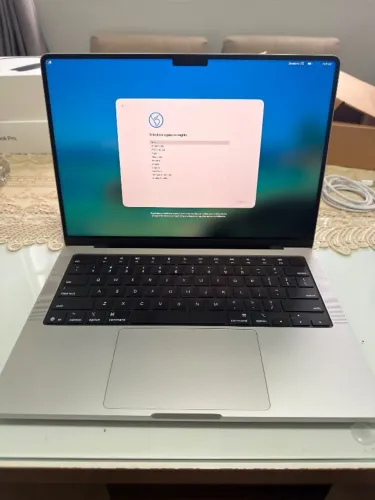 Macbook PRO M5 16gb Ram 512gb Ssd Silver 14"