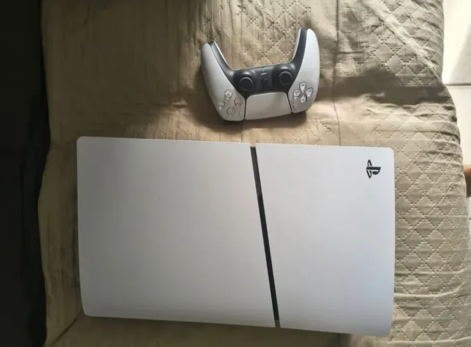 Ps5 Slim super nov APENAS 5 MESES DE USO
