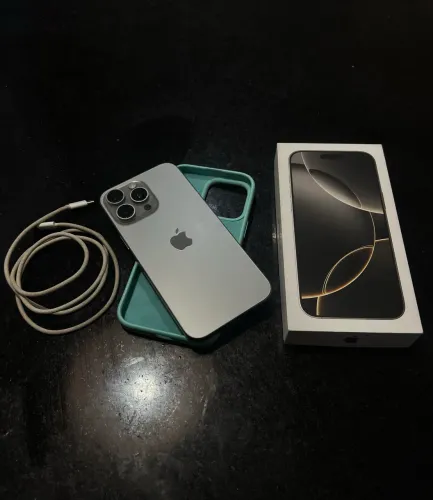 IPHONE 16 PRO MAX