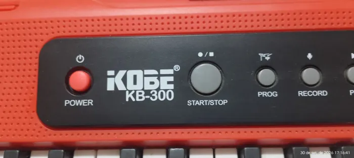 Teclado Kobe KB-300