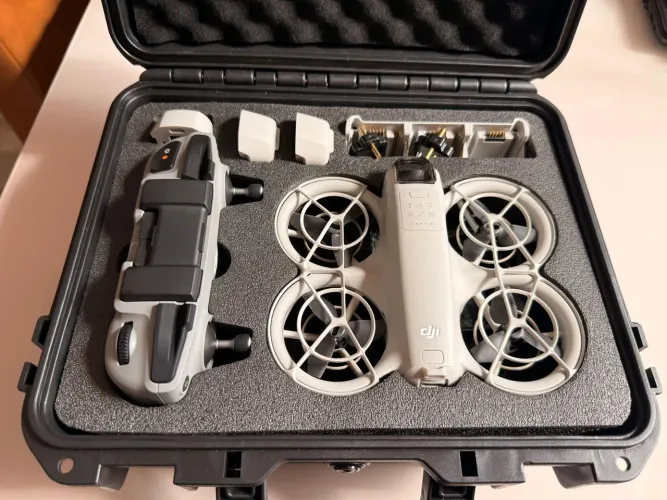 VENDO DJI NEO COMBO FLY MORE