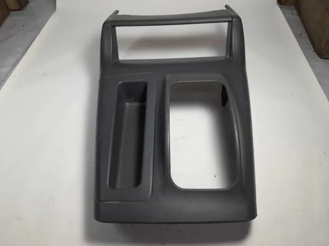 Moldura Trambulador Pajero Sport 1998-2003 Mr471884 Console