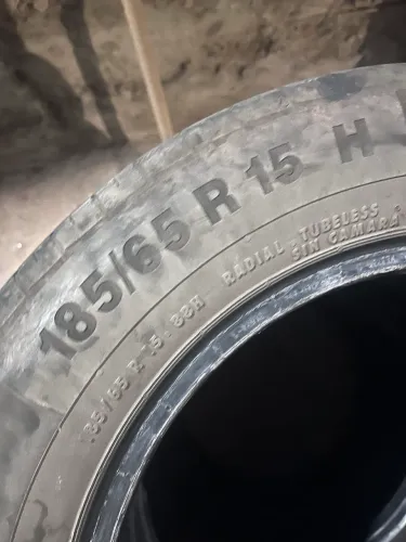 Pneus continental 185/65 aro 15