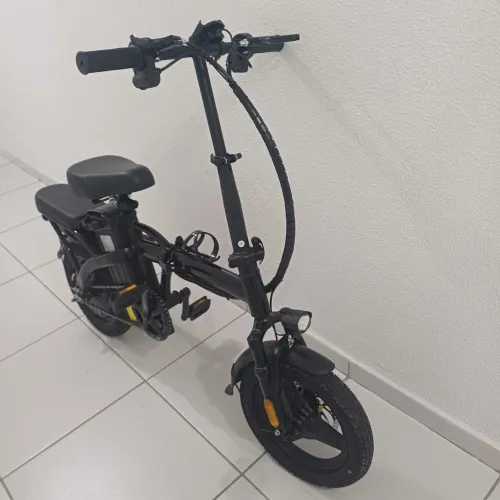 Bicicleta elétrica, sem uso