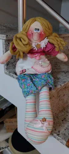 Boneca de pano artesanal