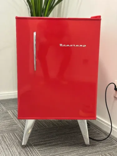 Frigobar Brastemp Retro 76 Litros Vermelho BRA08 Seminovo
