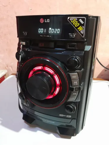 Cabeça LG 300W COM DEFEITO!