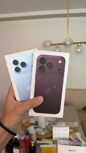 18 Pro 256GB