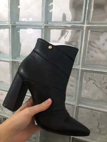 Vendo Bota Jorge Bischoff