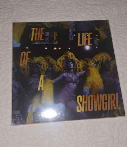 Taylor Swift The Life of a Showgirl - Baby, That's Showbusiness (Lovely Bouquet Golden LP)