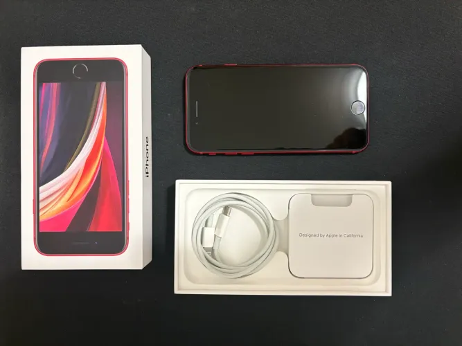 iPhone SE 2020 64gb (Vermelho)