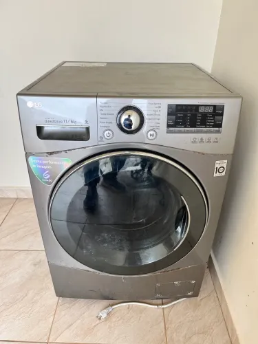 Lava e seca LG 11/6 KG para peças 