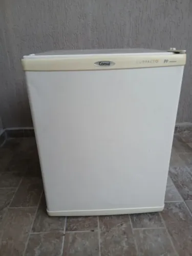 Frigobar Consul 80 litros