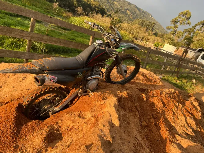 Moto de trilha 