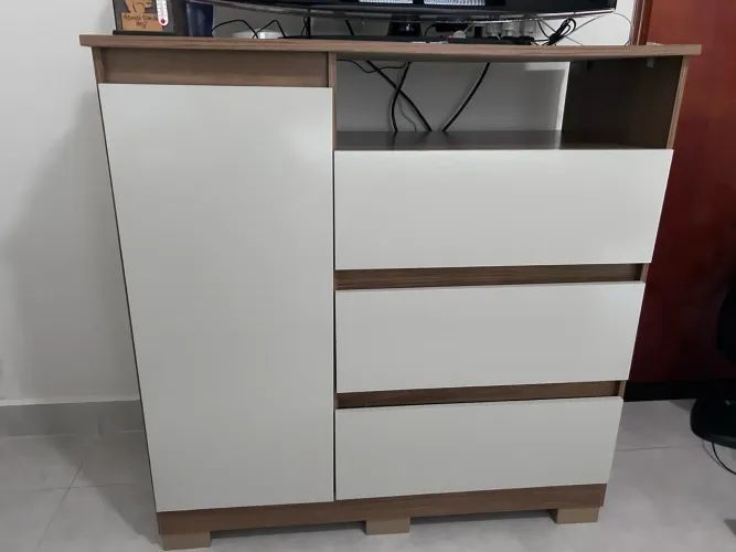 Vendo cômoda 