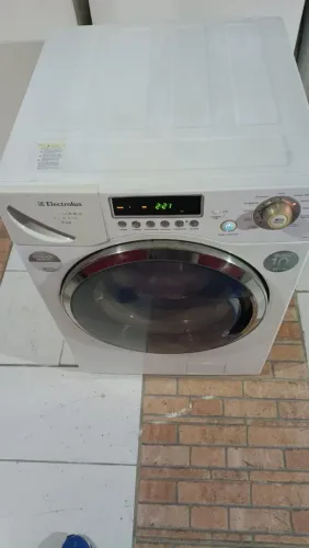 Lava e seca Electrolux 9kg