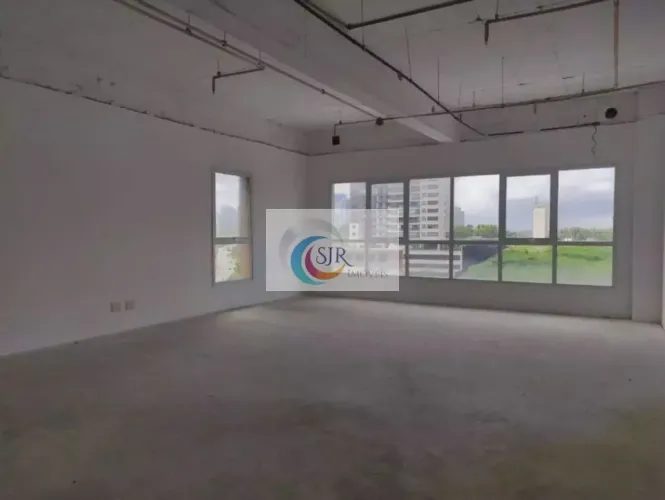 Sala/Conjunto para aluguel possui 215 metros quadrados em Sítio Tamboré Alphaville - Barue
