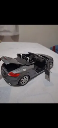 Miniatura audi tt. Scala 1:18
