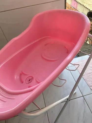 Vendo banheira com suporte